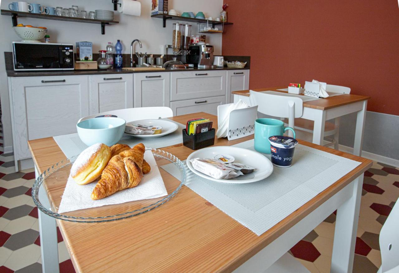 B&B Casa Livia ปอร์เดโนเน ภายนอก รูปภาพ